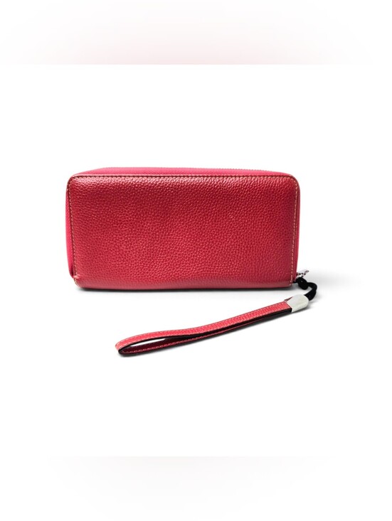 Lavemi Handbags - Lavemi Red Leather Wallet. Zip Closure.